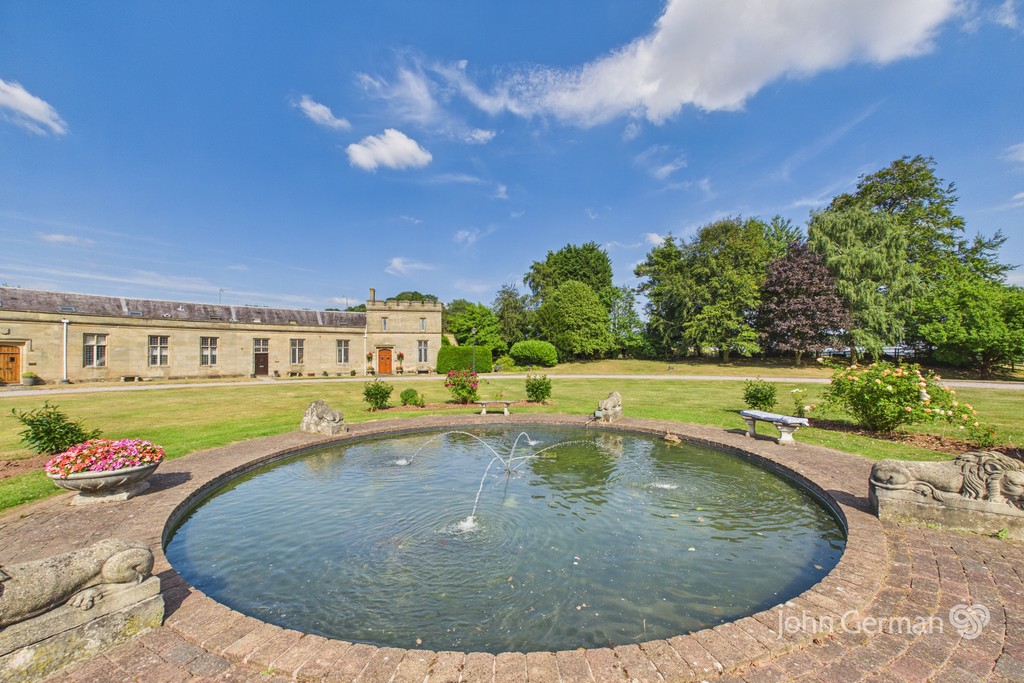 2 bedroom Property For Sale