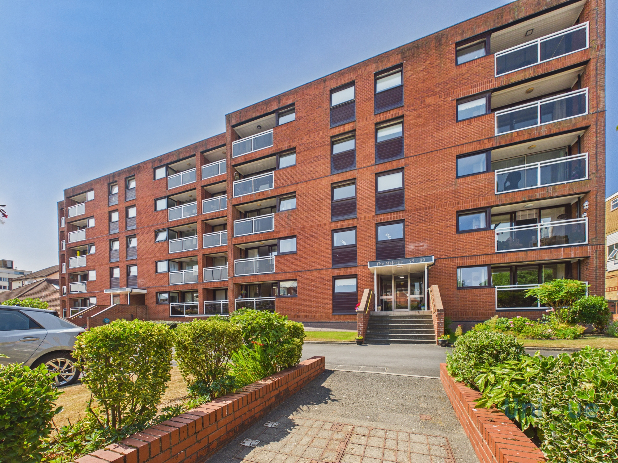 2 bedroom Block of Apartments For Sale