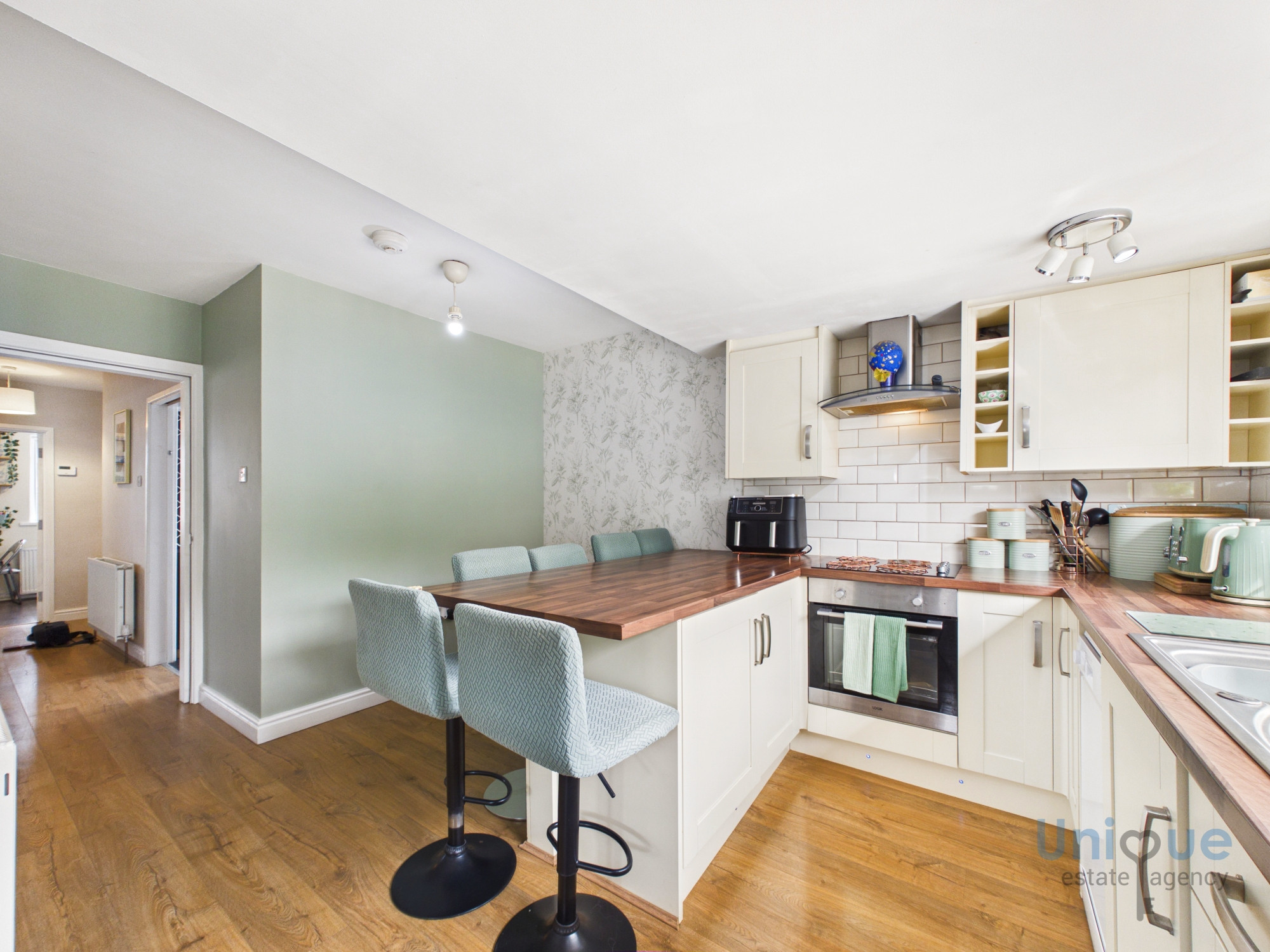 4 bedroom Flat share For Sale