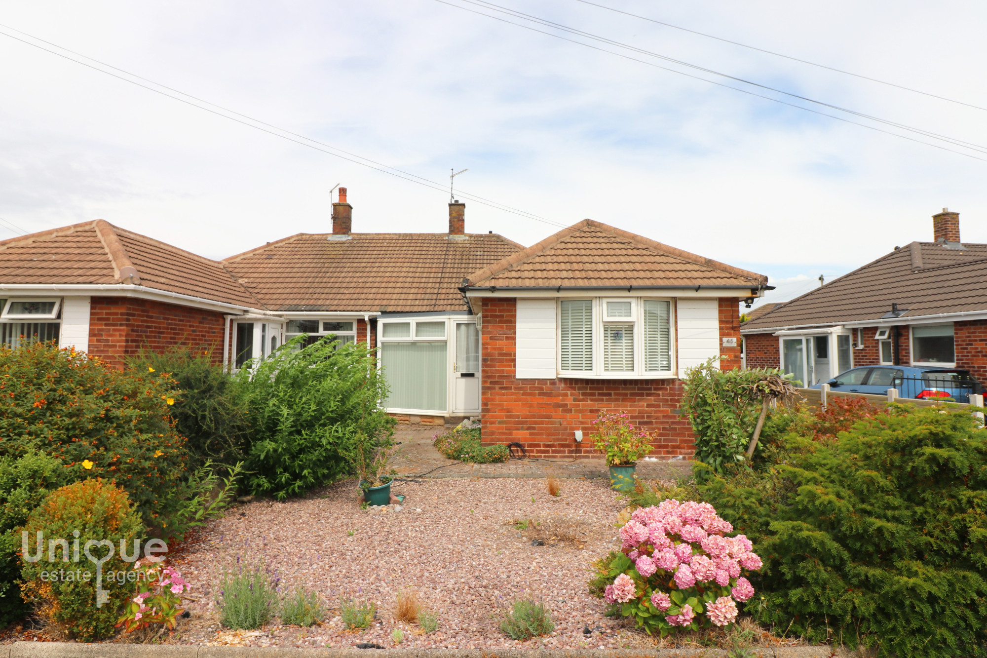 2 bedroom Detached bungalow Under Offer