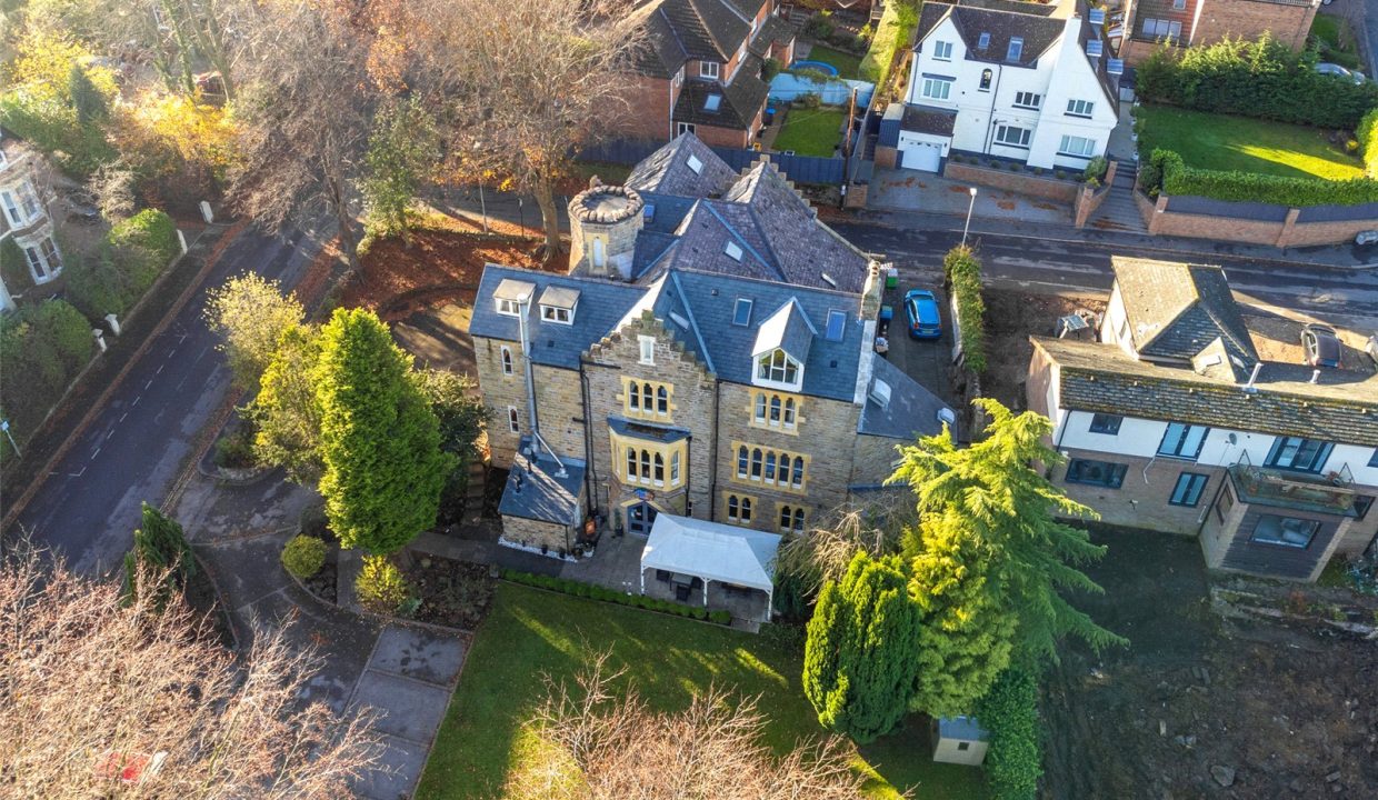 11 bedroom Property For Sale