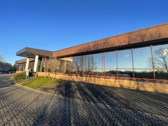 Light Industrial To Let