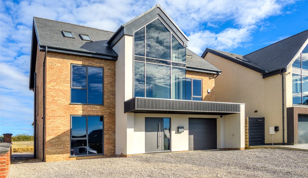  Detached house For Sale