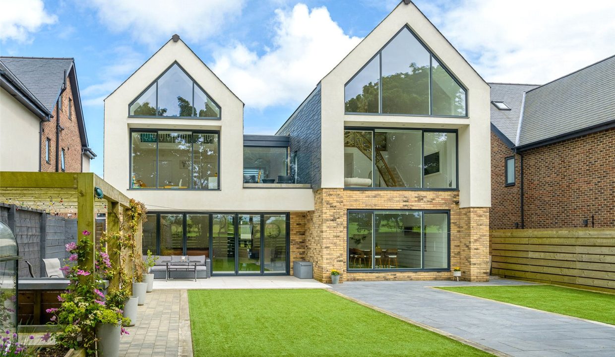  Detached house For Sale