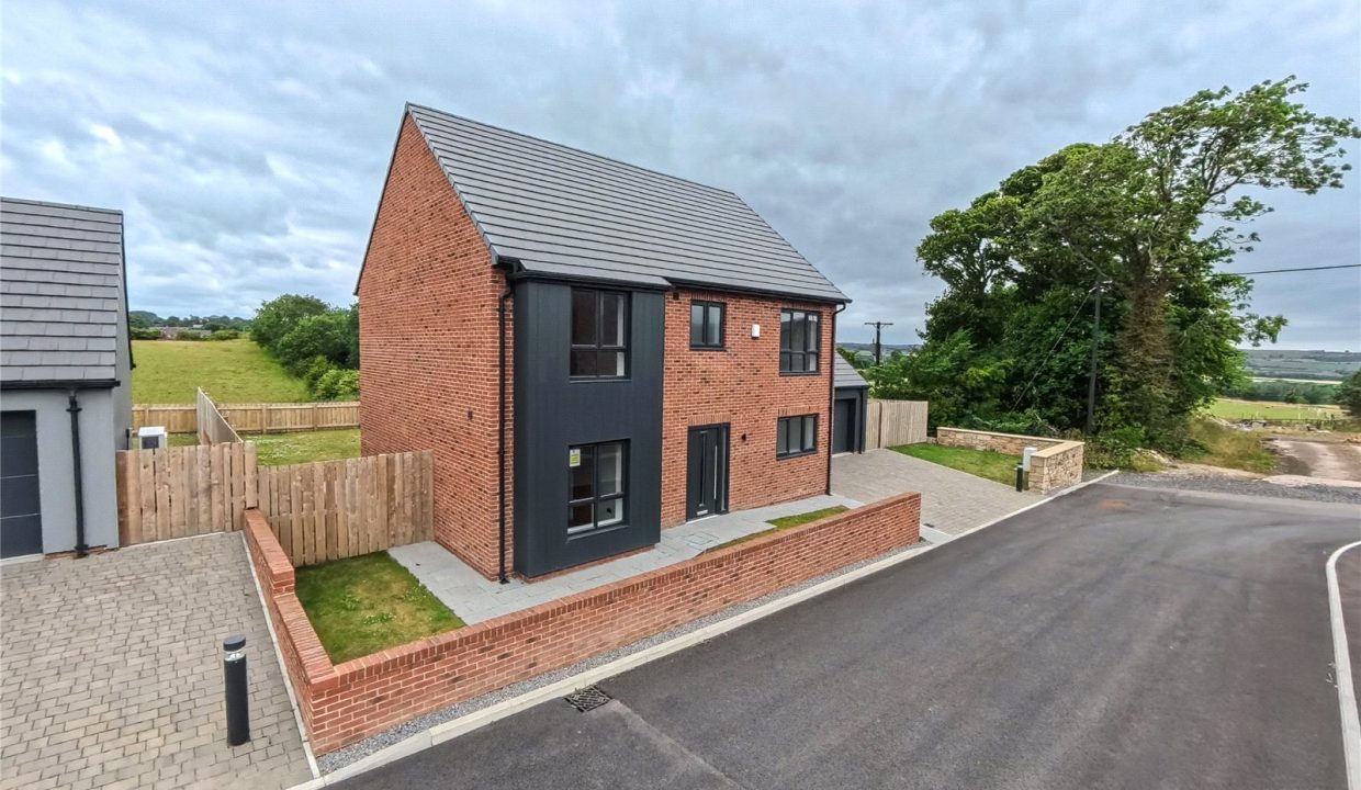 5 bedroom Property To Let