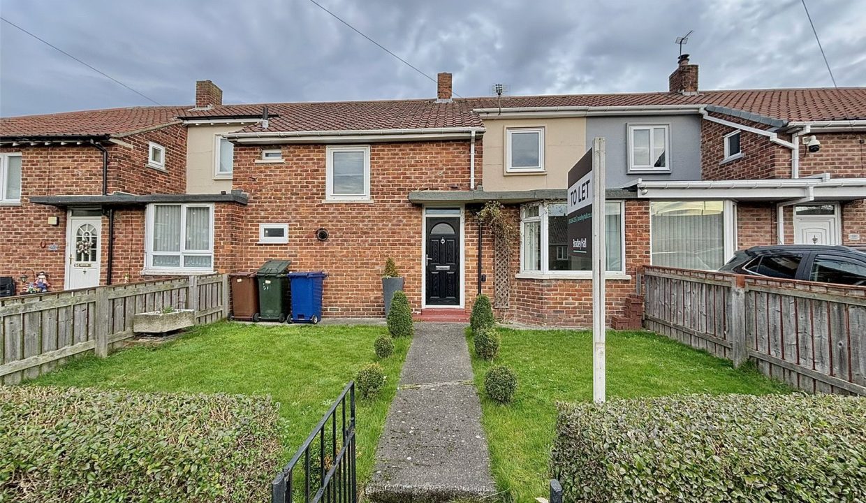  Terraced House To Let
