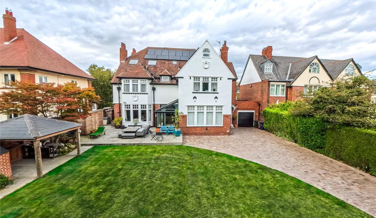  Detached house For Sale