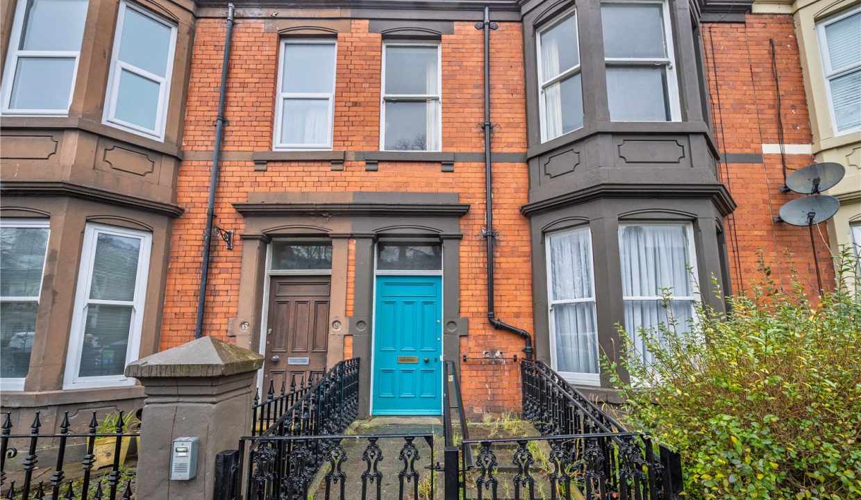  Terraced House For Sale