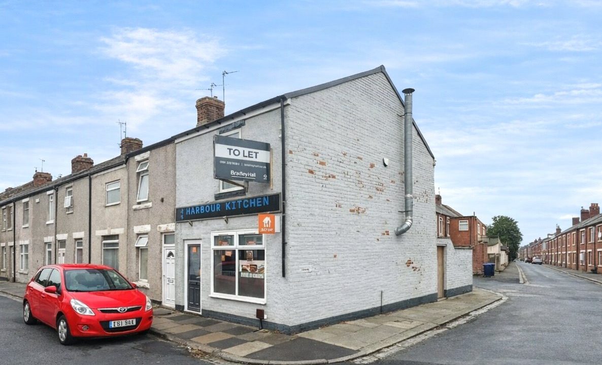 5 bedroom Property For Sale