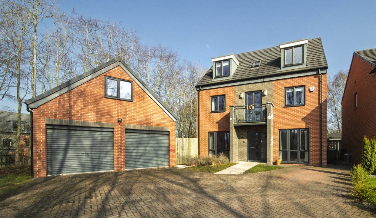  Detached house For Sale
