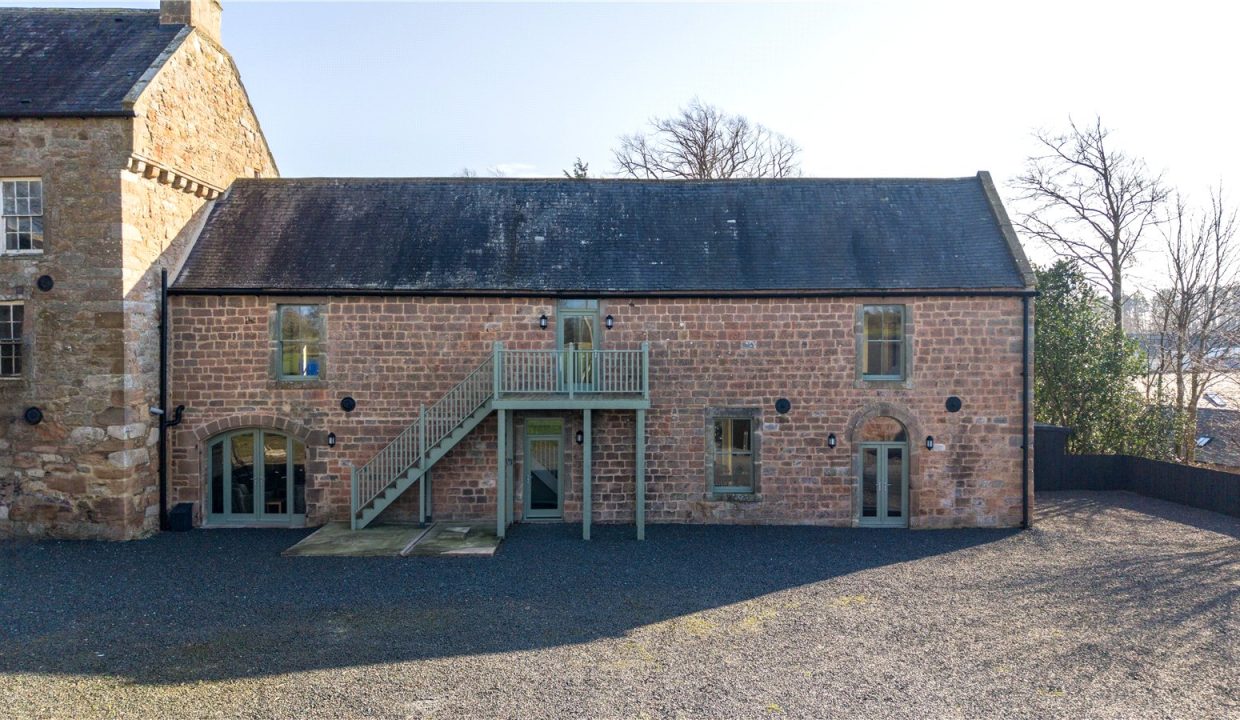 5 bedroom Property For Sale