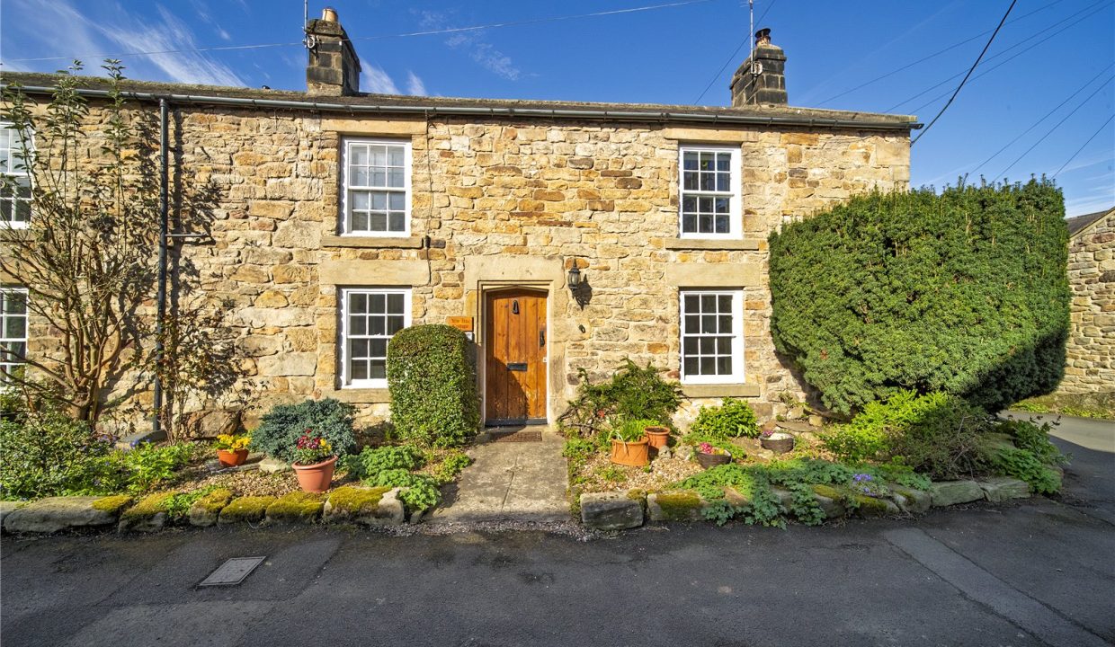  Cottage For Sale