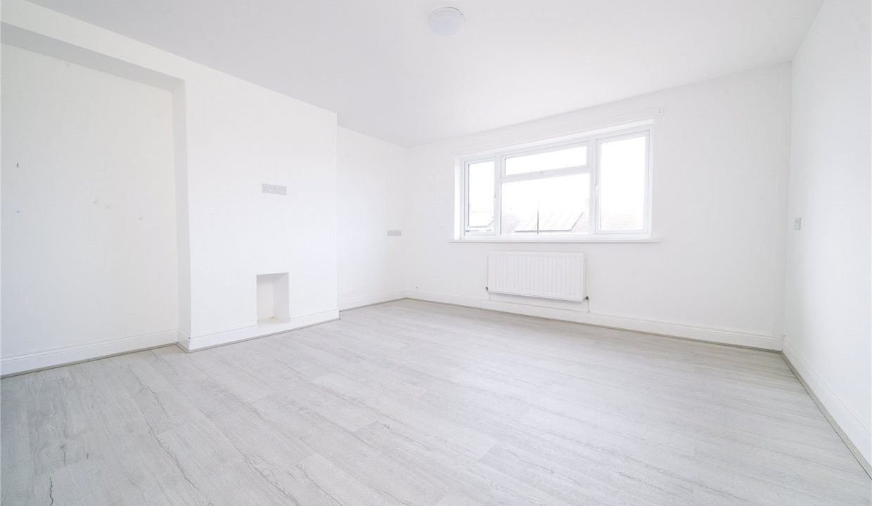 2 bedroom Flat To Let