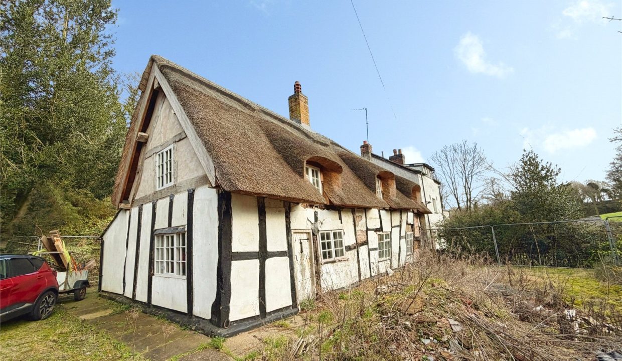  Detached house For Sale