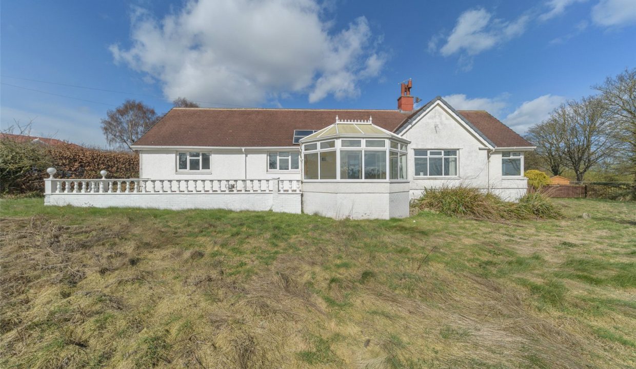  Detached bungalow For Sale