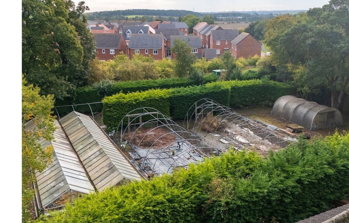  Detached bungalow For Sale