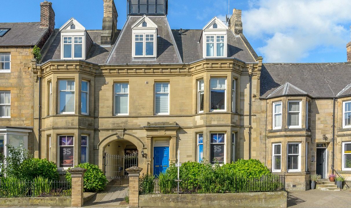  Flat For Sale