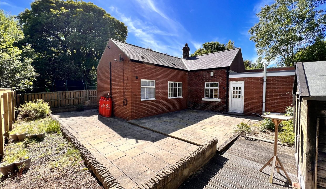 3 bedroom Cottage To Let