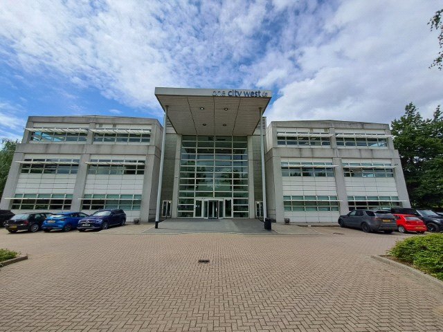  Property To Let