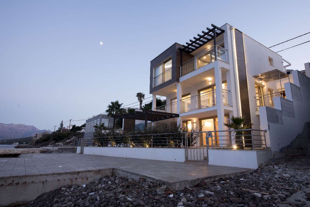 4 bedroom Villa For Sale
