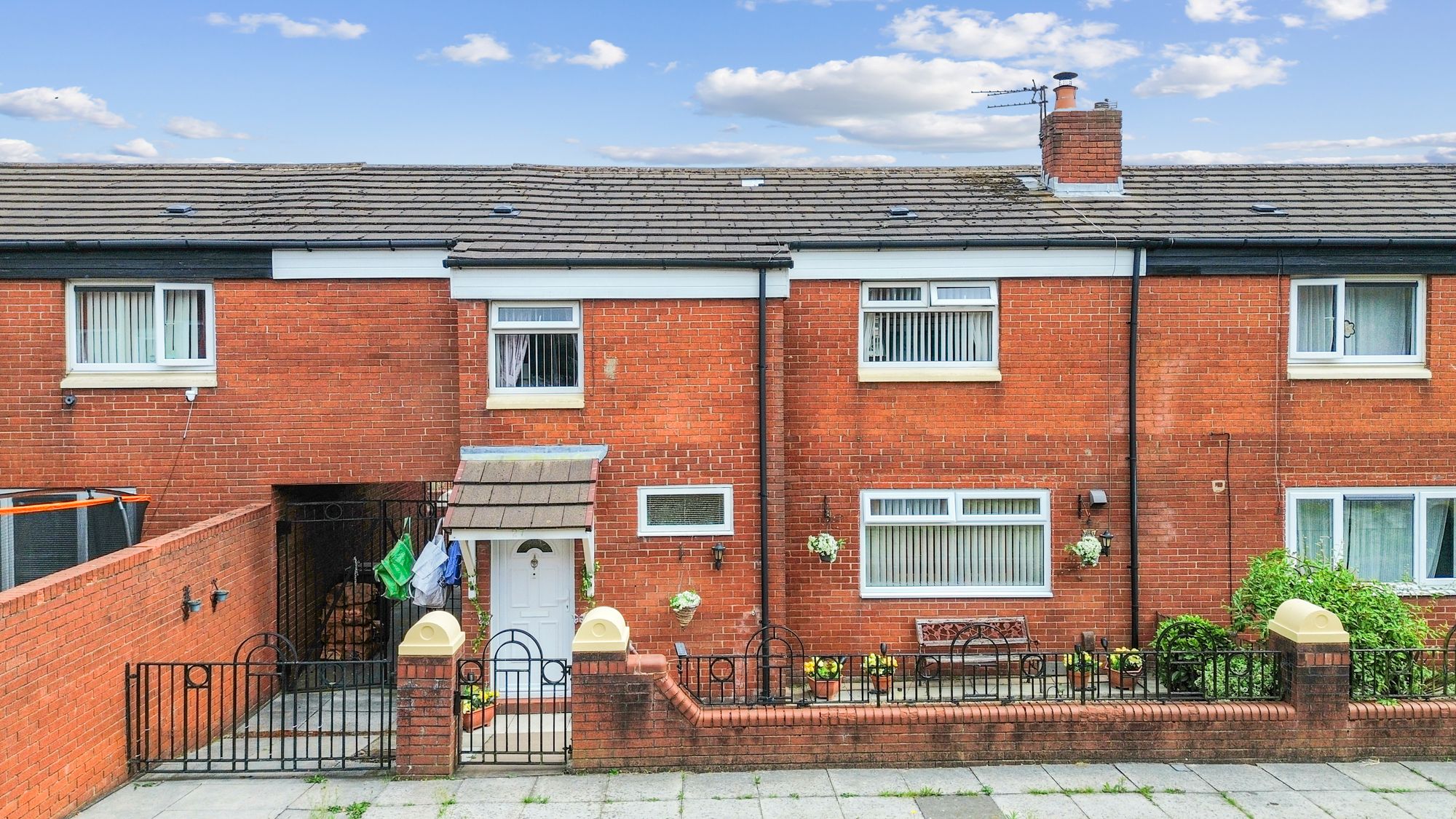 4 bedroom Terraced House Under Offer