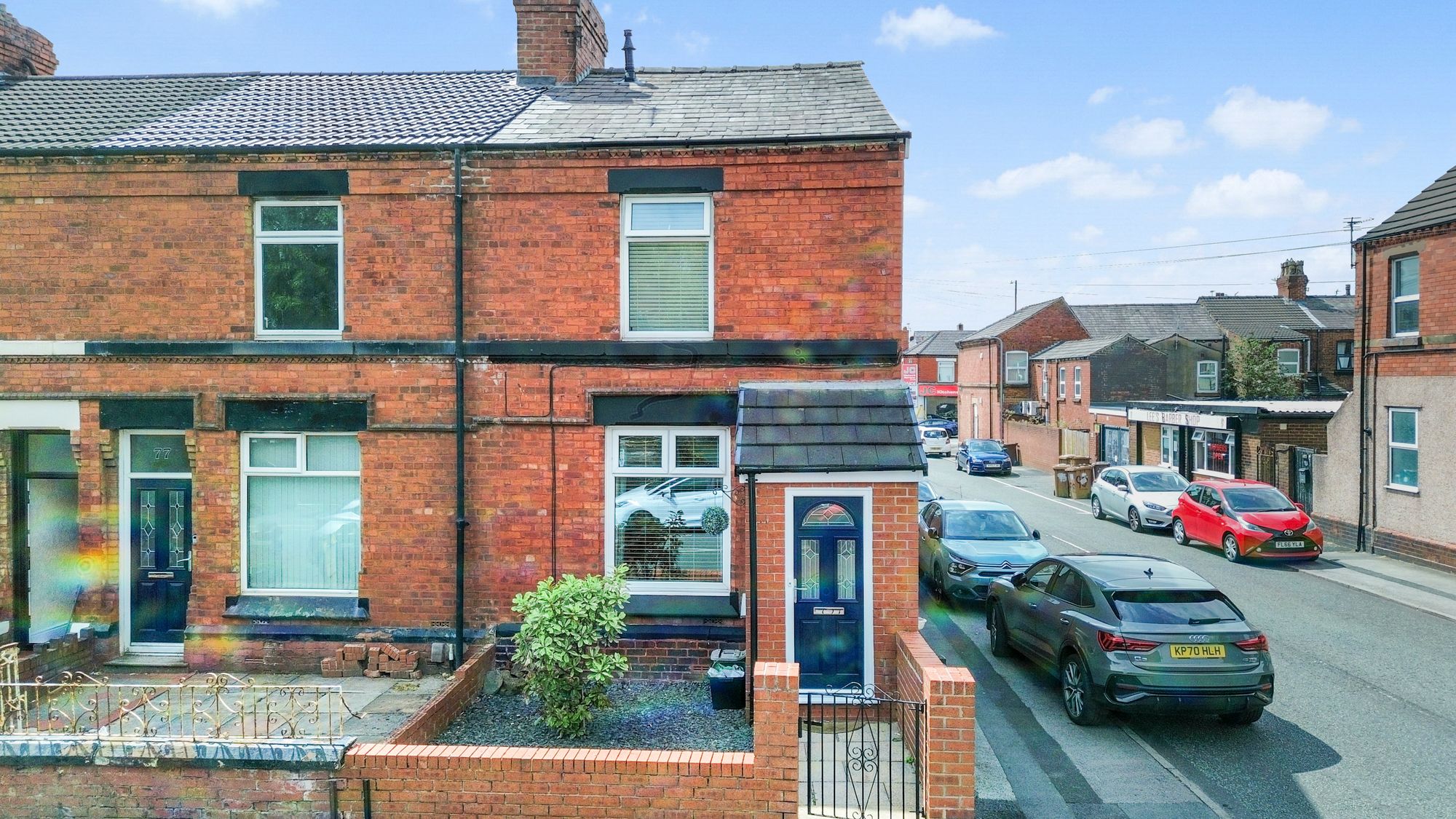 2 bedroom End of terrace house For Sale