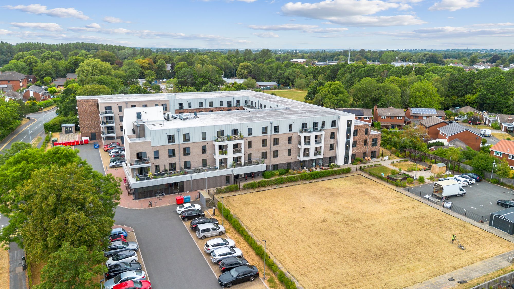 2 bedroom Apartment For Sale