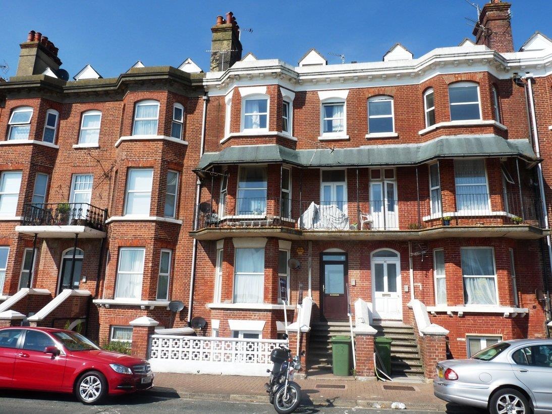 1 bedroom Flat To Let