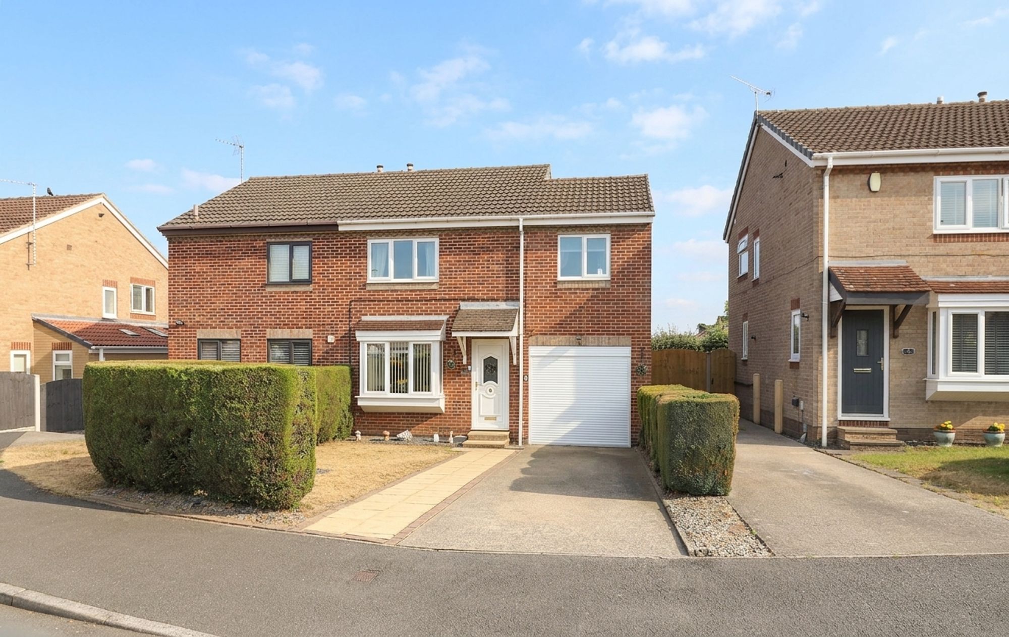 3 bedroom Semi-detached house For Sale