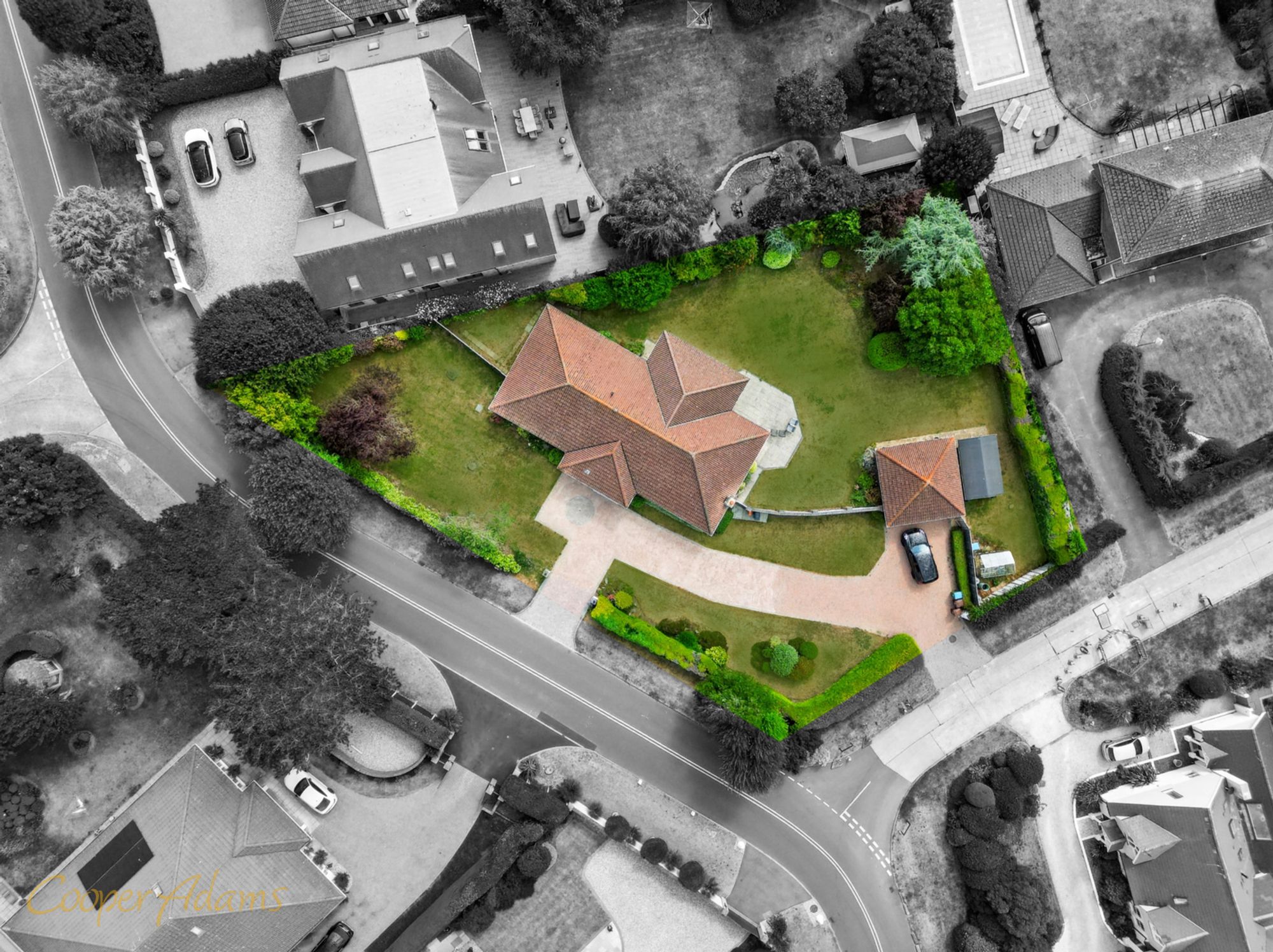 4 bedroom Detached bungalow To Let