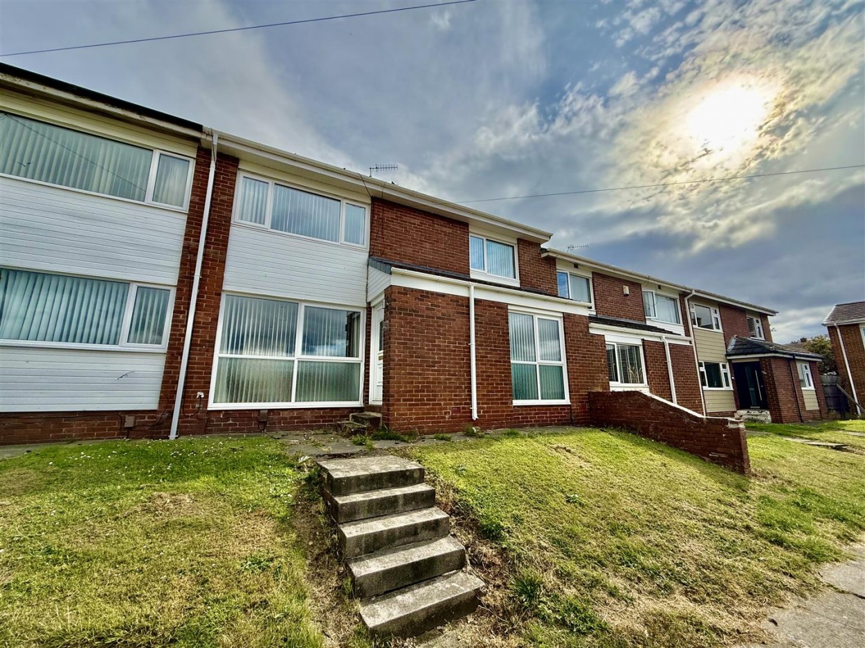 3 bedroom Terraced bungalow To Let