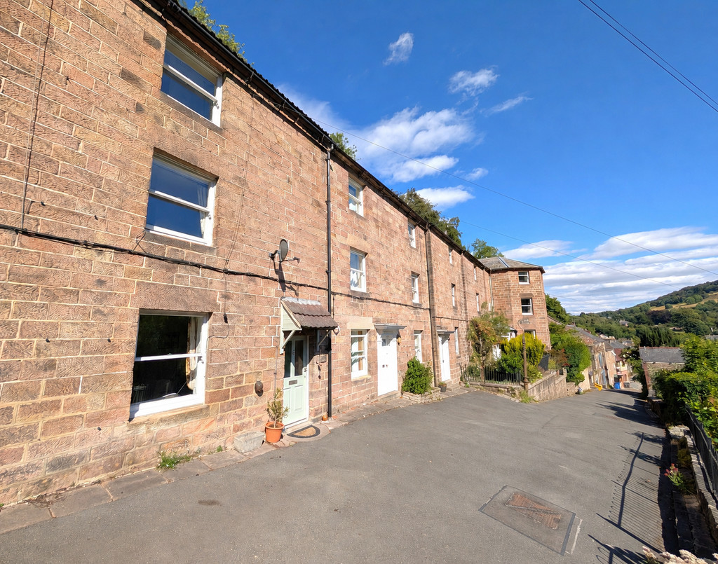 3 bedroom Property For Sale