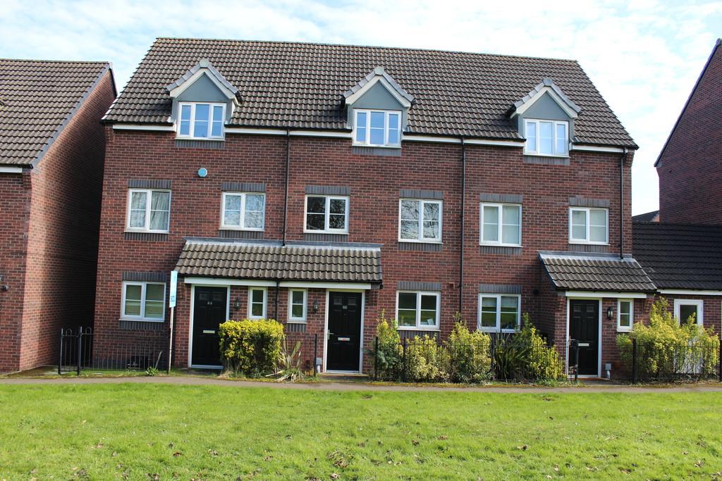 3 bedroom Town house For Sale