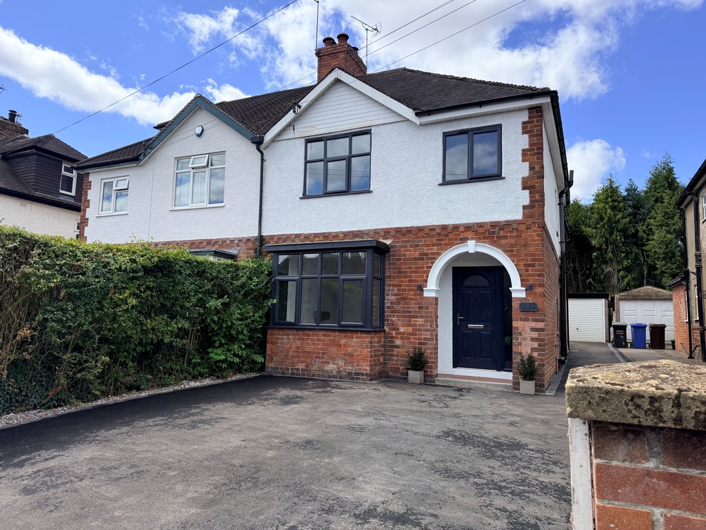 4 bedroom Semi-detached house For Sale