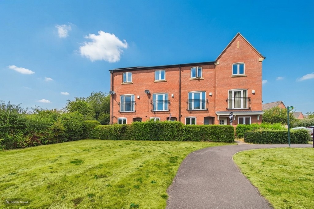 3 bedroom  For Sale