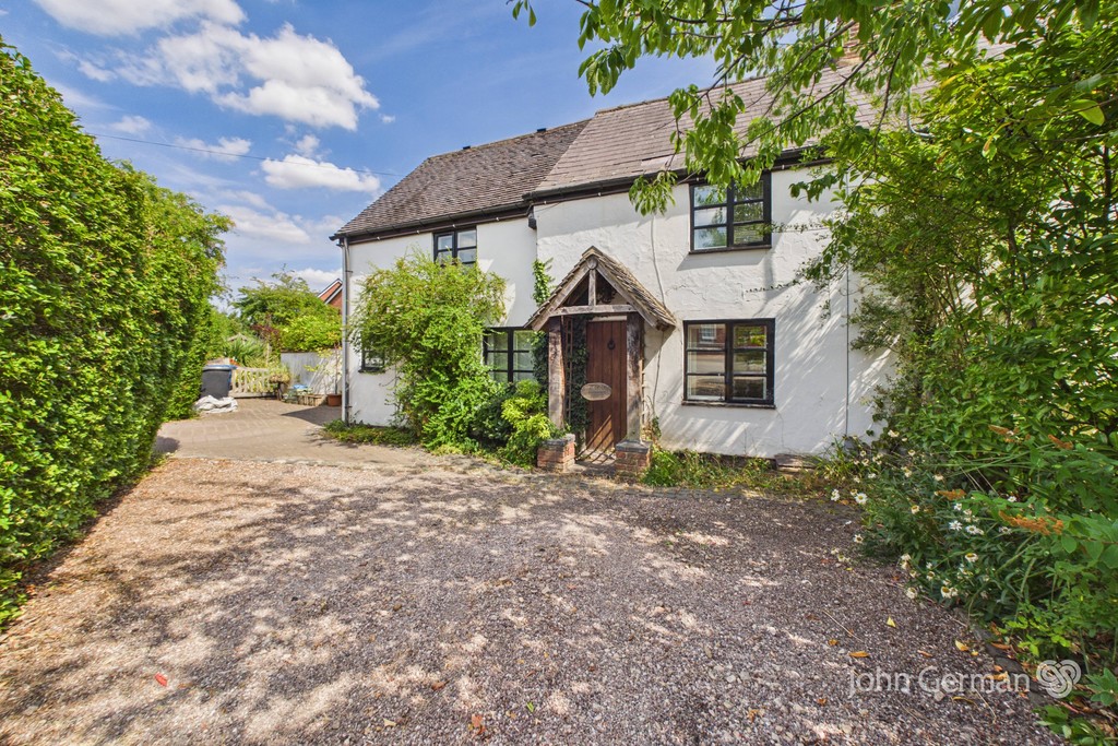3 bedroom Property For Sale
