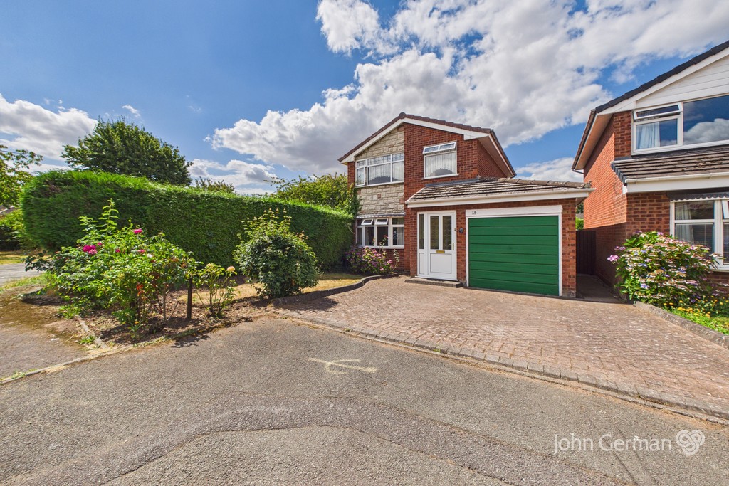 3 bedroom Detached house For Sale