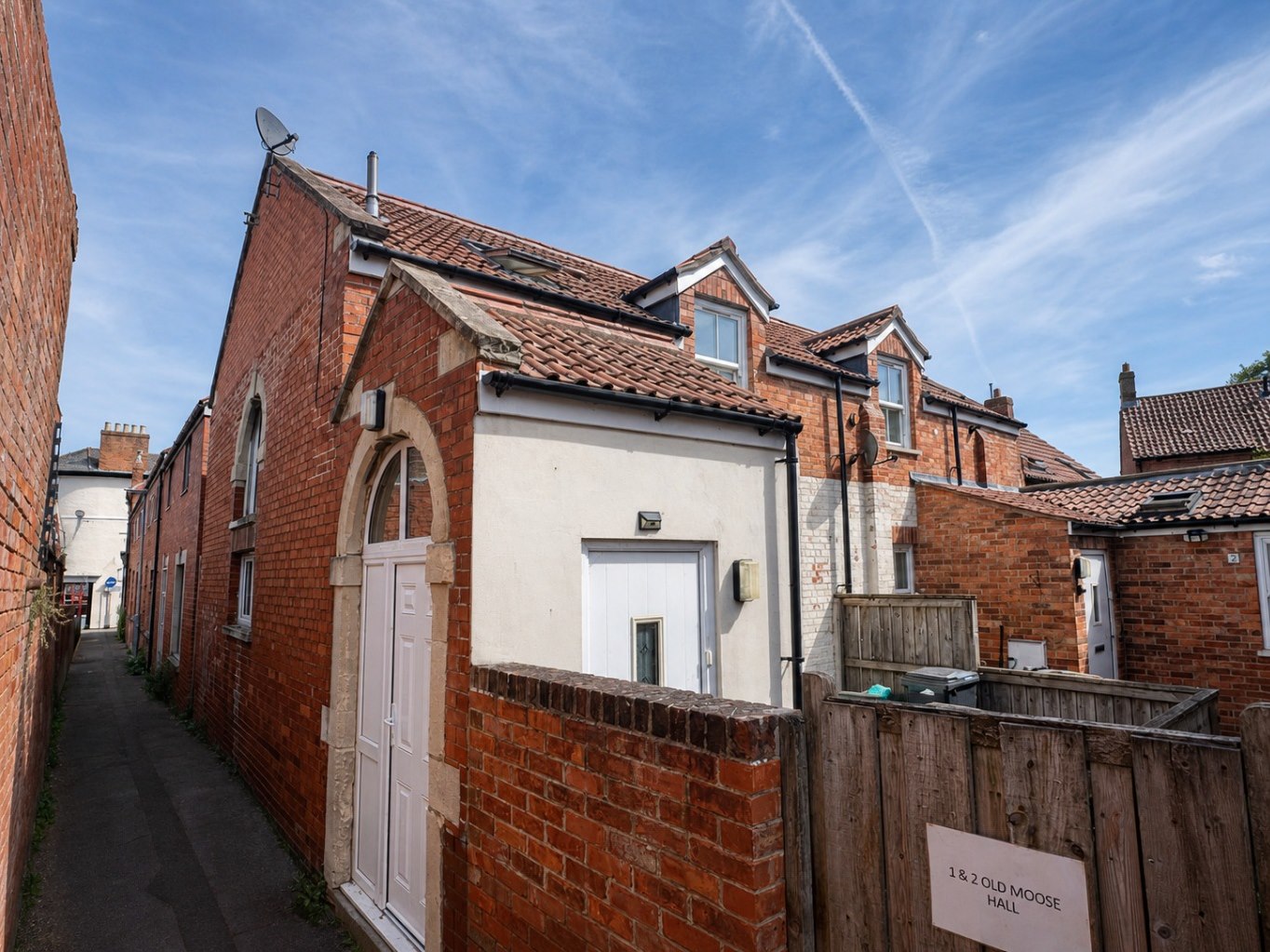 2 bedroom End of terrace house To Let