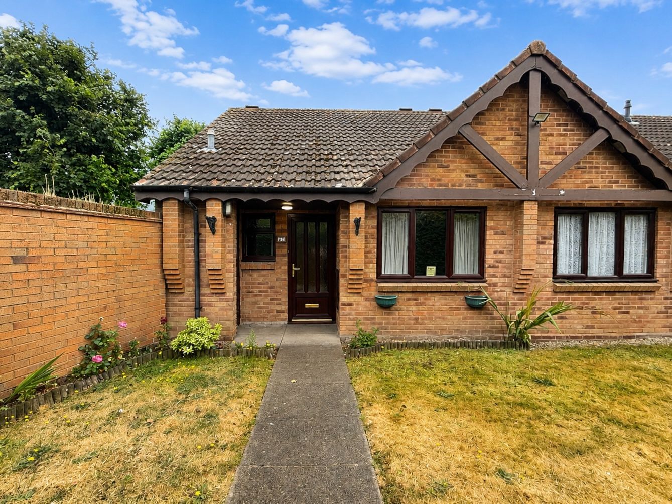 1 bedroom Terraced bungalow For Sale