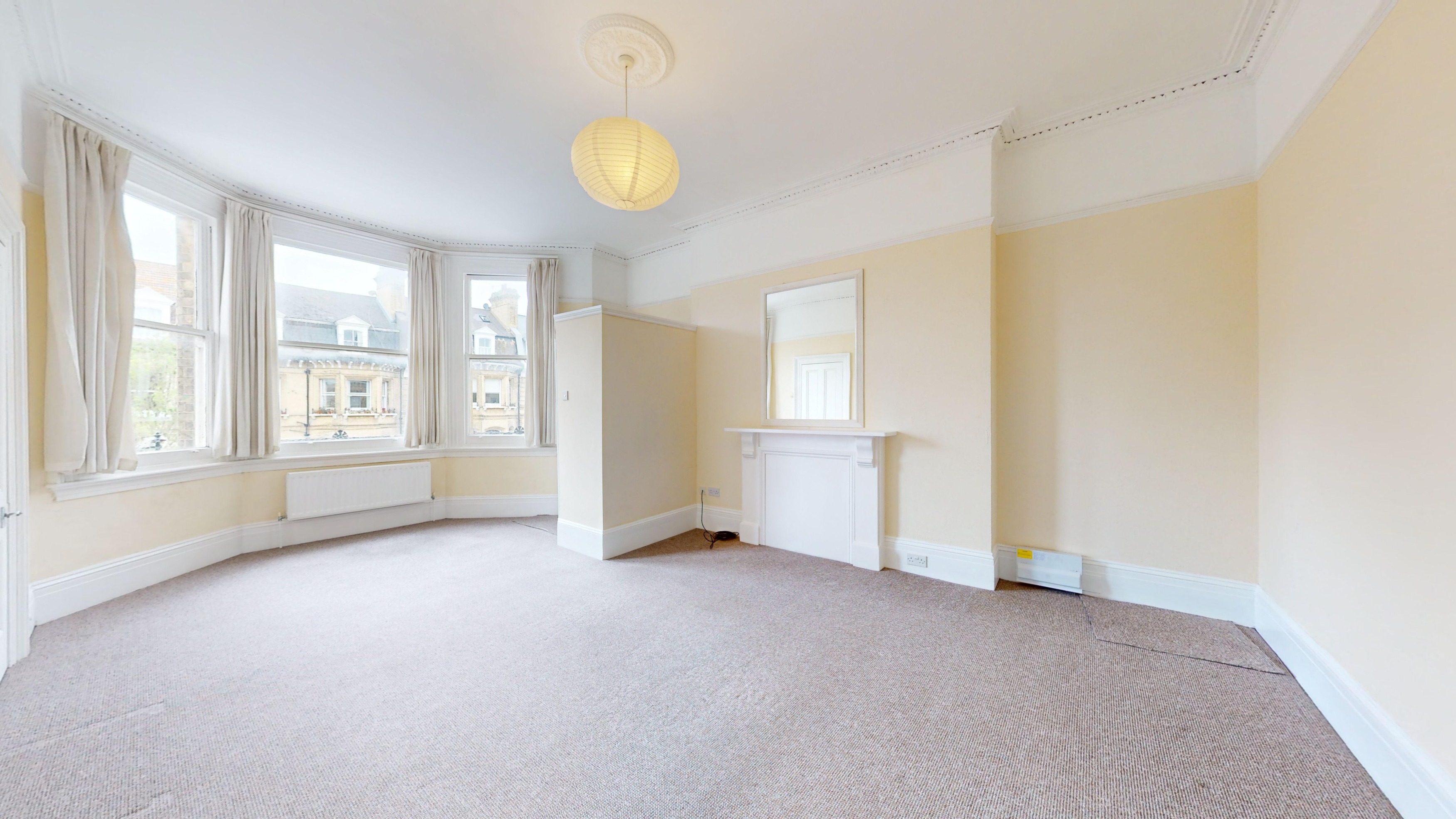 1 bedroom Flat To Let