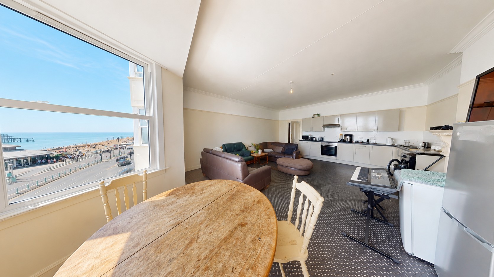 1 bedroom Flat To Let