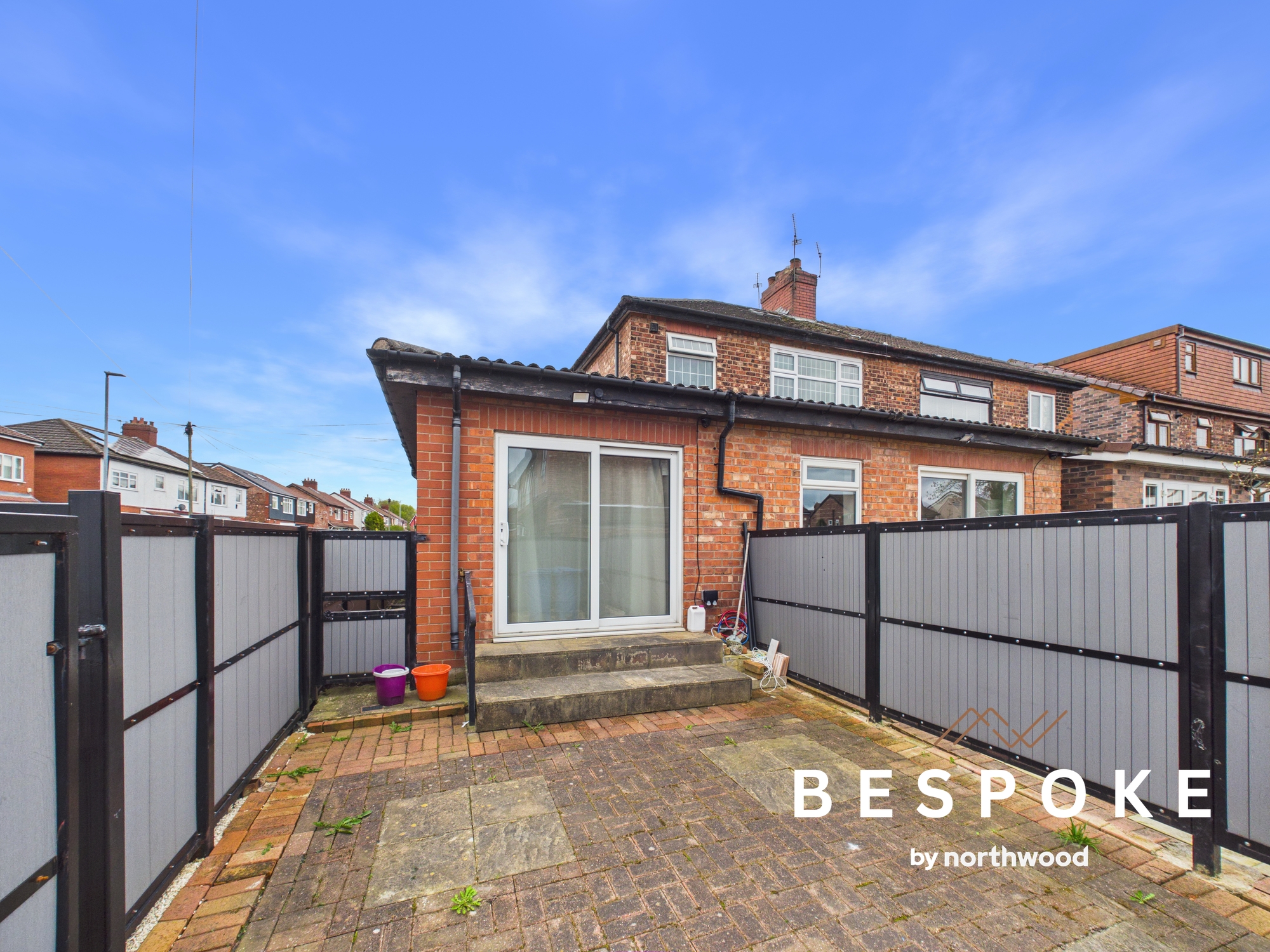 1 bedroom Detached bungalow To Let