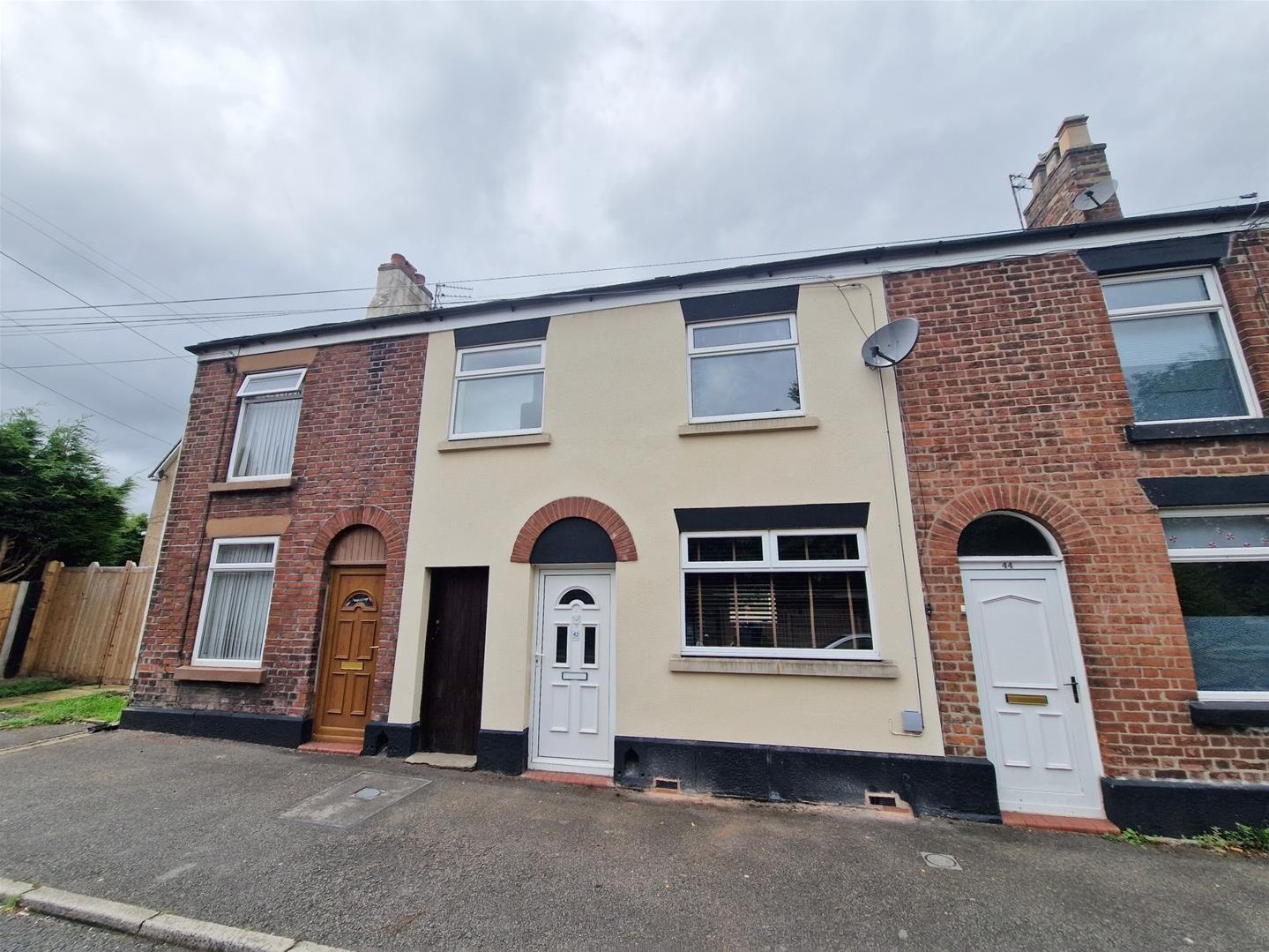 3 bedroom House (unspecified) For Sale