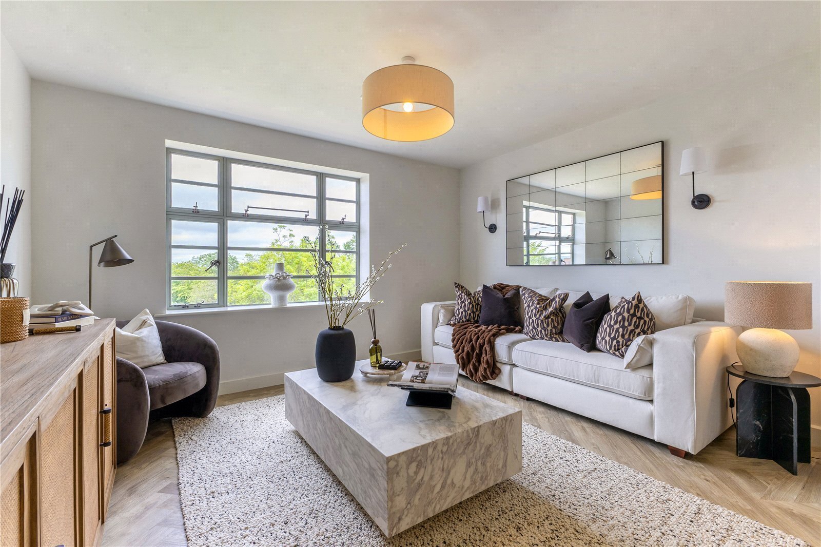 1 bedroom Flat For Sale
