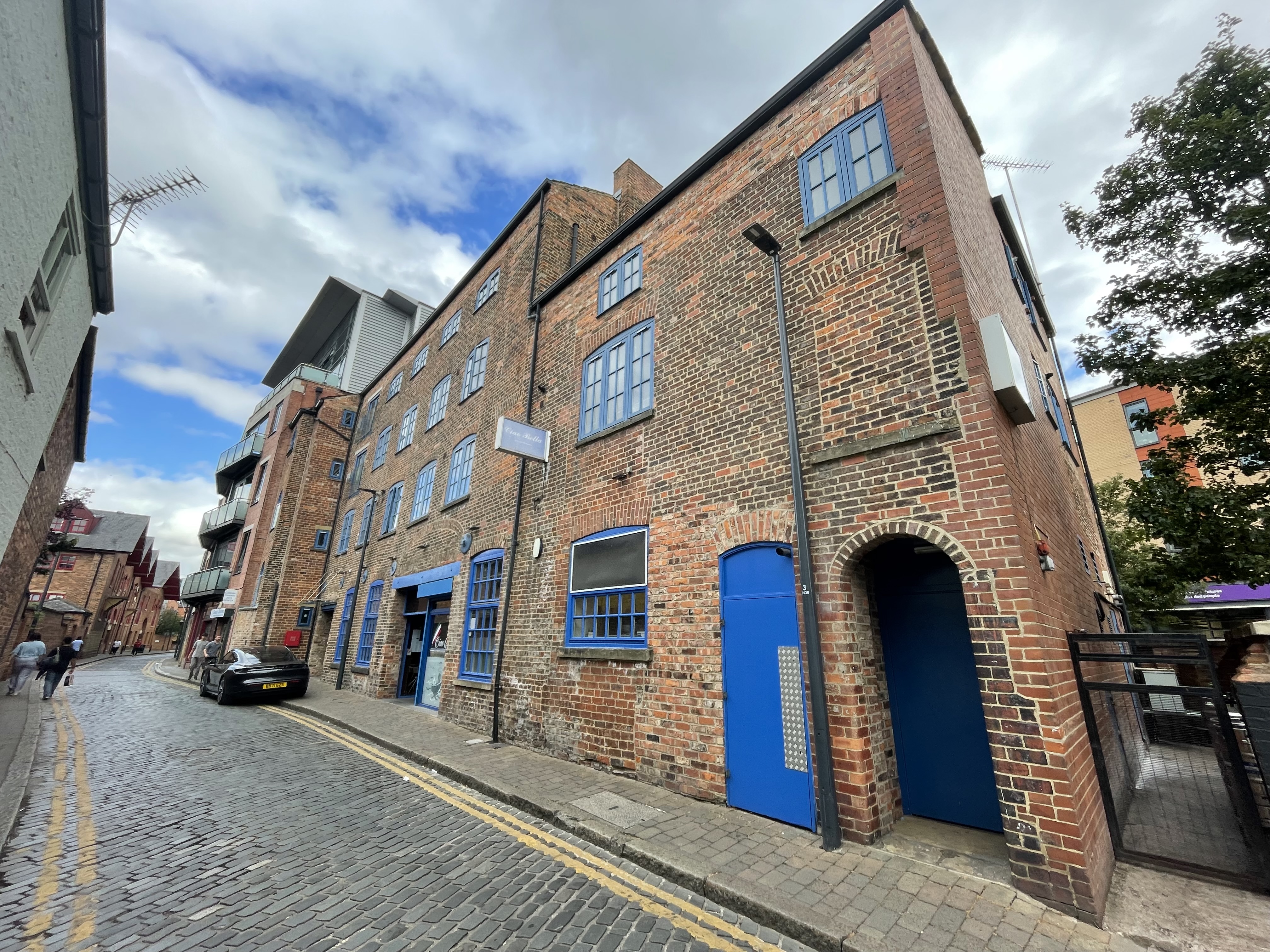 1 bedroom Apartment For Sale