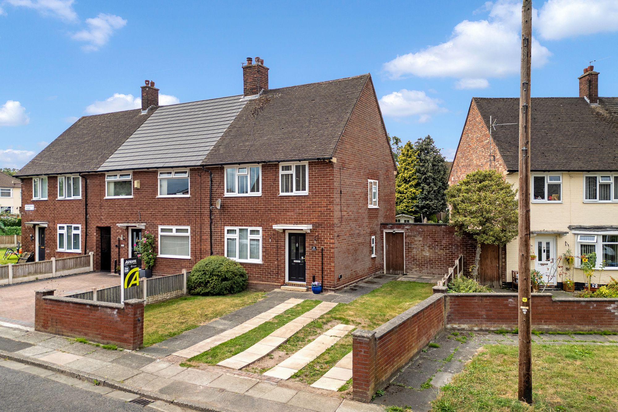 3 bedroom Semi-detached house For Sale