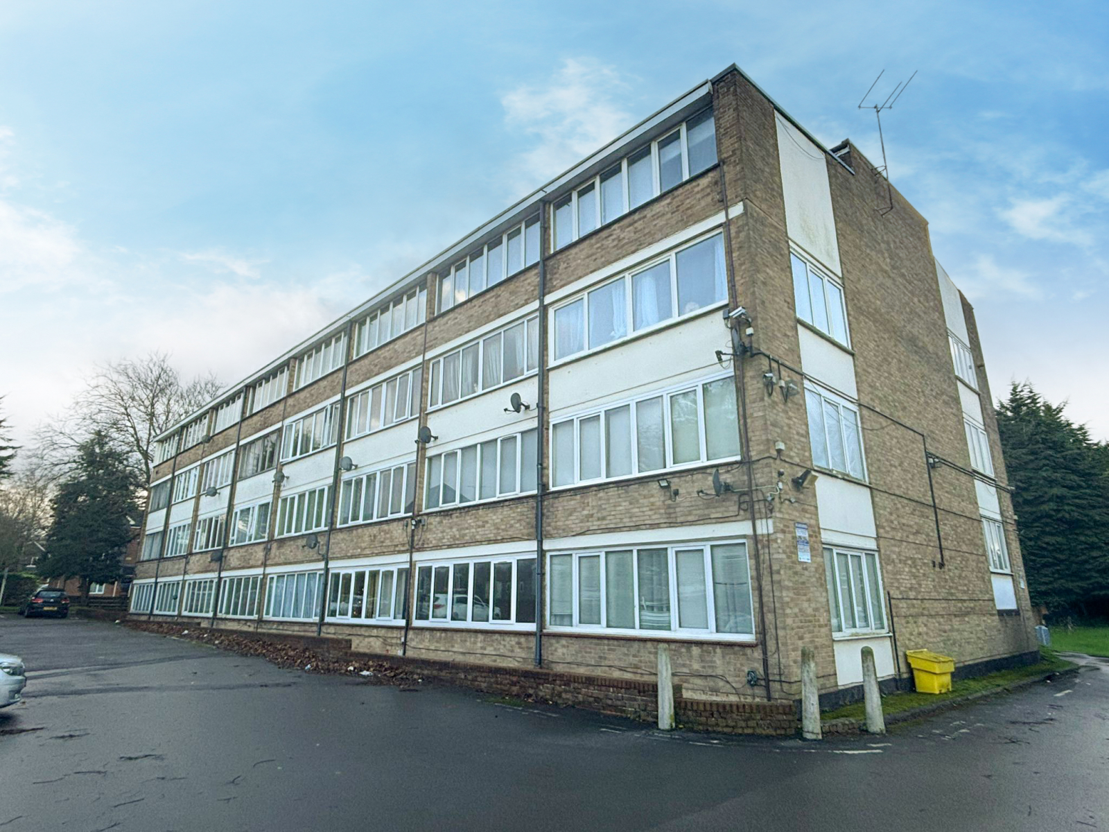 1 bedroom Apartment To Let