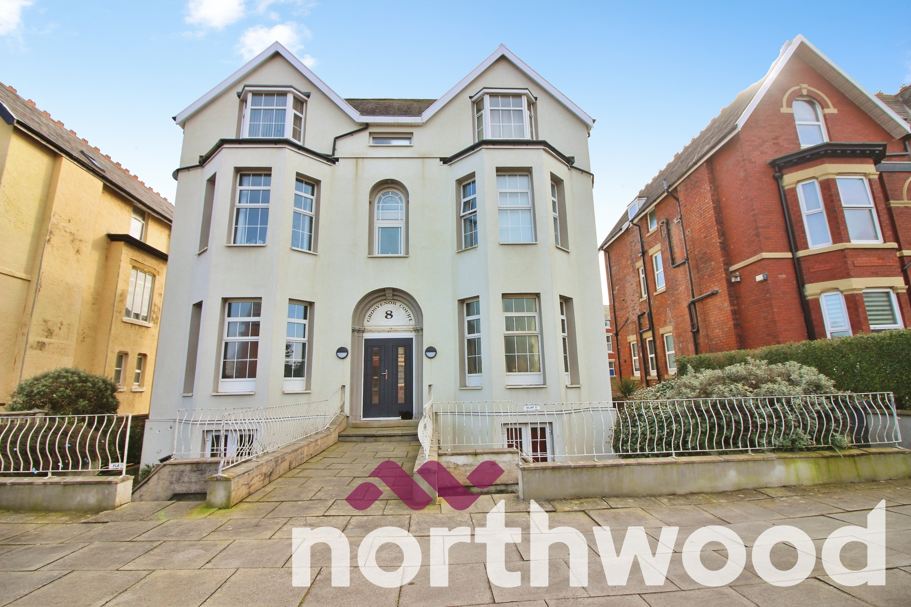 1 bedroom Flat To Let