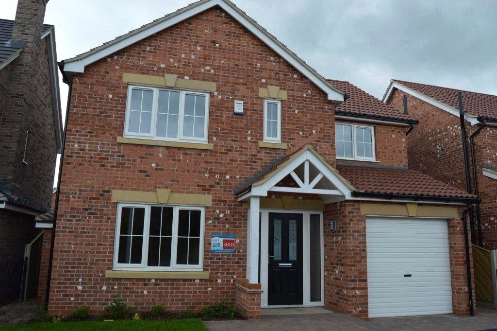 4 bedroom Detached house To Let