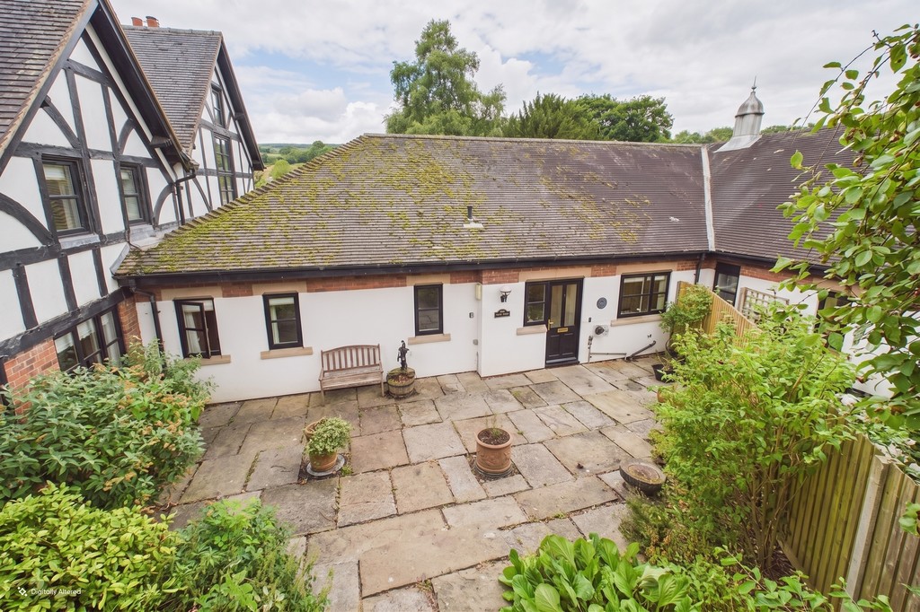 2 bedroom Mews house For Sale